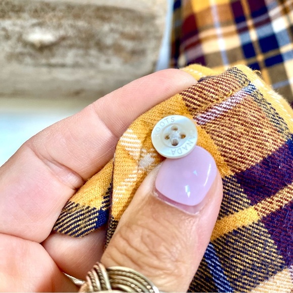 ROOTS plaid flannel boho shirt/cover up w fall harvest thanksgiving cabin vibe - Picture 9 of 14